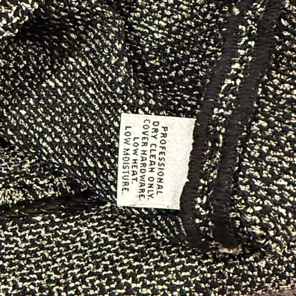 St. JOHN COLLECTION 10 Black White Tweed 3/4 Sleeve Metallic Fringe Trim Jacket - Picture 12 of 15